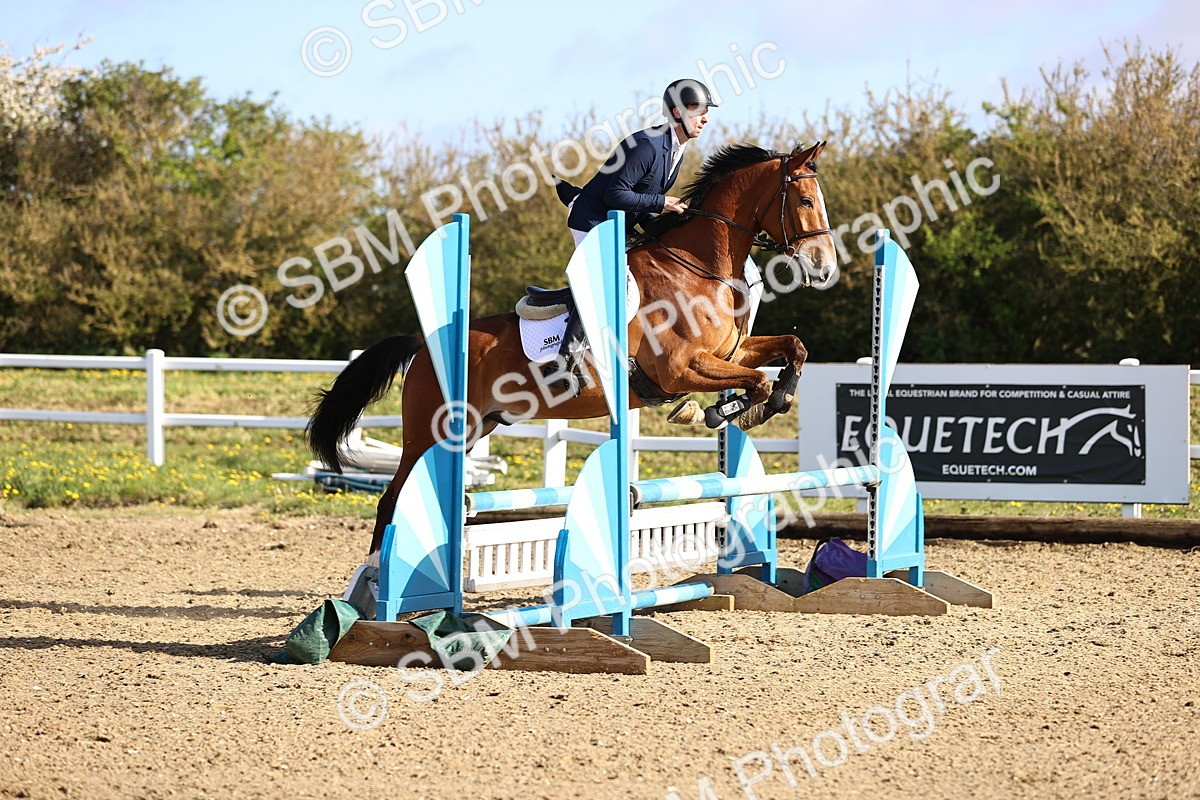 SBM_002921 - Class 14 - Clear Round
