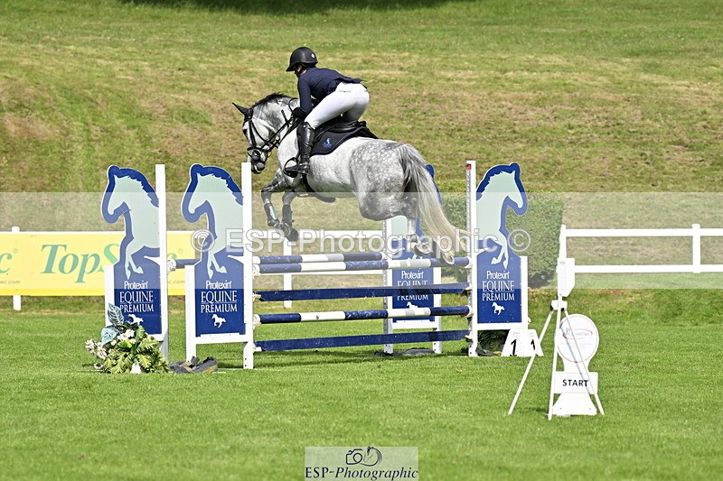 250613A-101442-00350 - Cls 1 Snr Newcomers and 1.10m Open