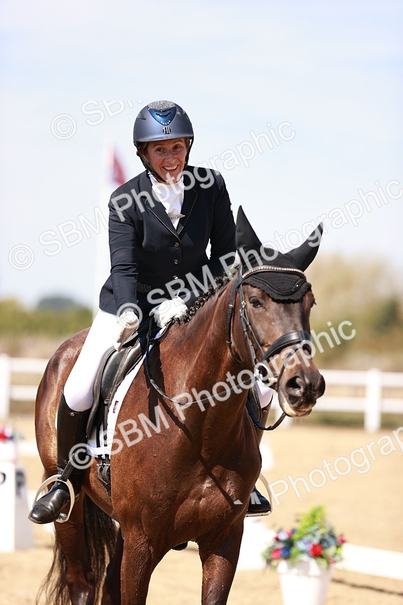 SBM_004945 - Class 12 - Novice 5 - 12.02-12.44
