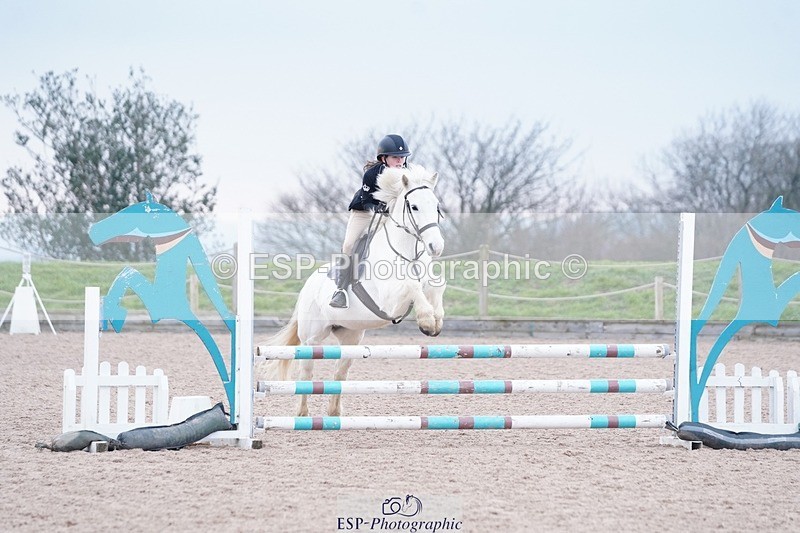 250209-134352-01980 - Cls 30+31 Stepping Stones and Winter-Summer