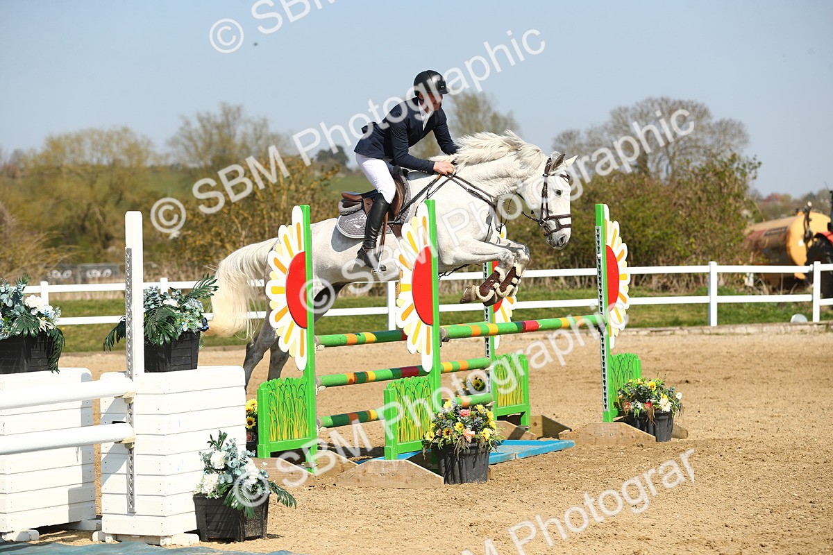 SBM_001118 - Class 4 - Senior Newcomers - 1.10m