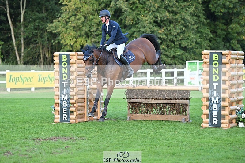 230909-185324-08166 - Cls 14 Snr 1m Derby