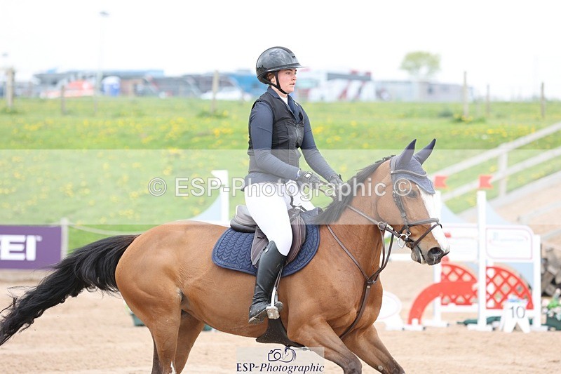 250424-121952-05344 - Cls 1 - 2 Star Small Tour