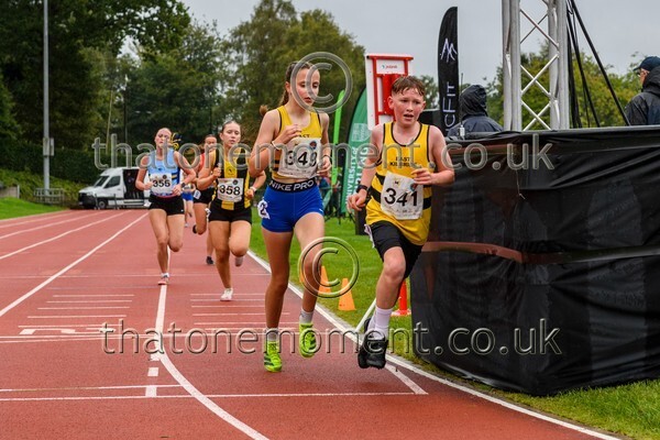 Monument25-520696 - Set One