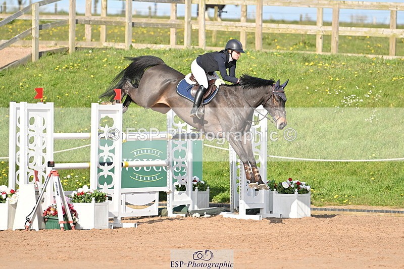 240420A-172217-12678 - Cls 11, 2 Star Big Tour 1.40m