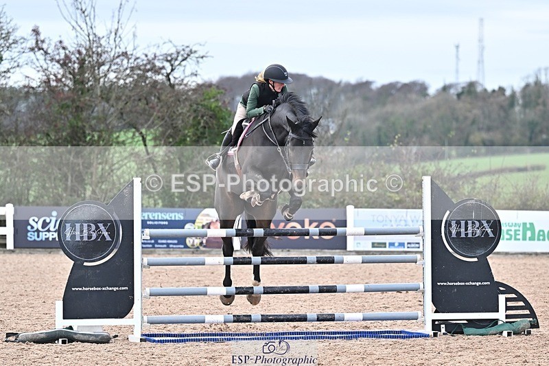 251126-134249-00617 - Cls 5 Foxhunter and 1.20m