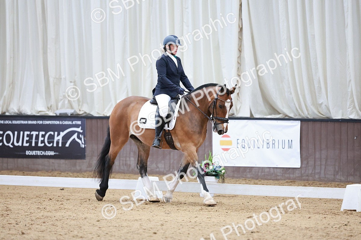 SBM_009019 - Class 6b - Novice 6 - 11.02-12.19