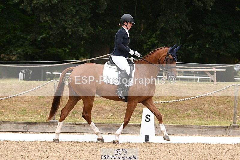 250720A-104110-09667 - 171-Francesca.Laycock-Lara.Obertje