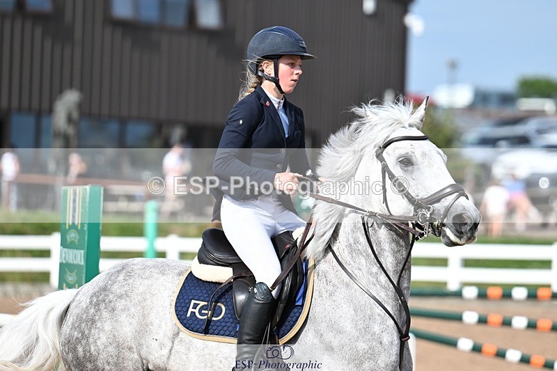 260627-173254-05772 - Cls 27 Foxhunter and 1.10m