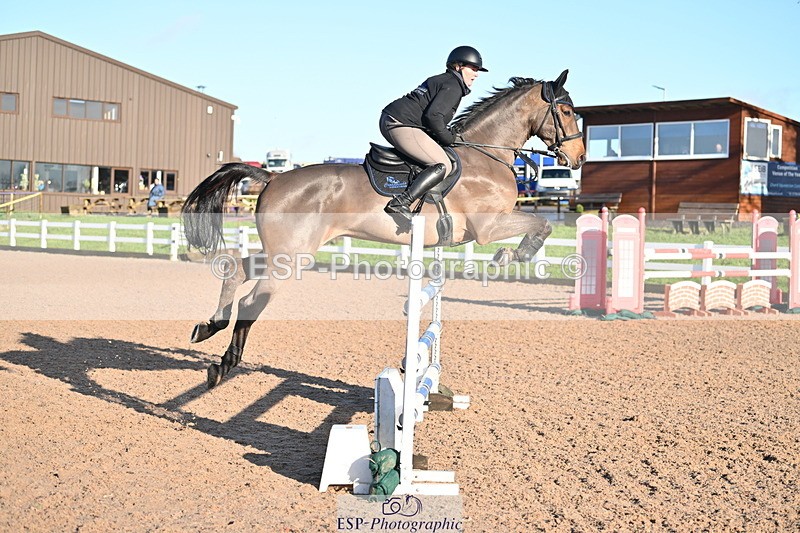 231210A-130743-02492 - Cls 20 Newcomers & 1.10m Open