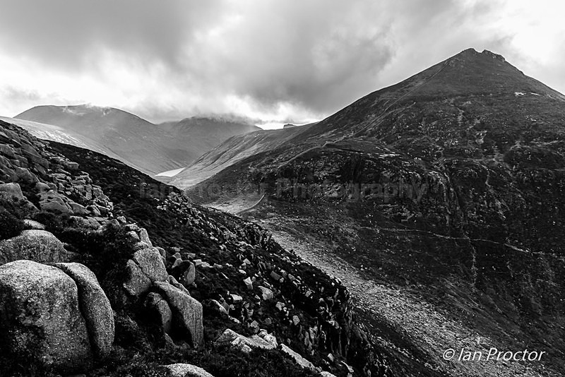 The mountains giveth and the mountains taketh away... - Black & White