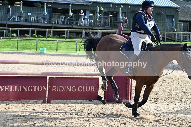 WJ7_5697 - Time 16:18 to 16:39