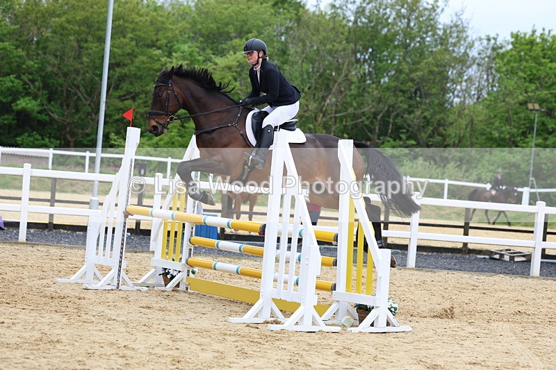 3E7A6106 - Class 4: Senior British Novice/90cm open