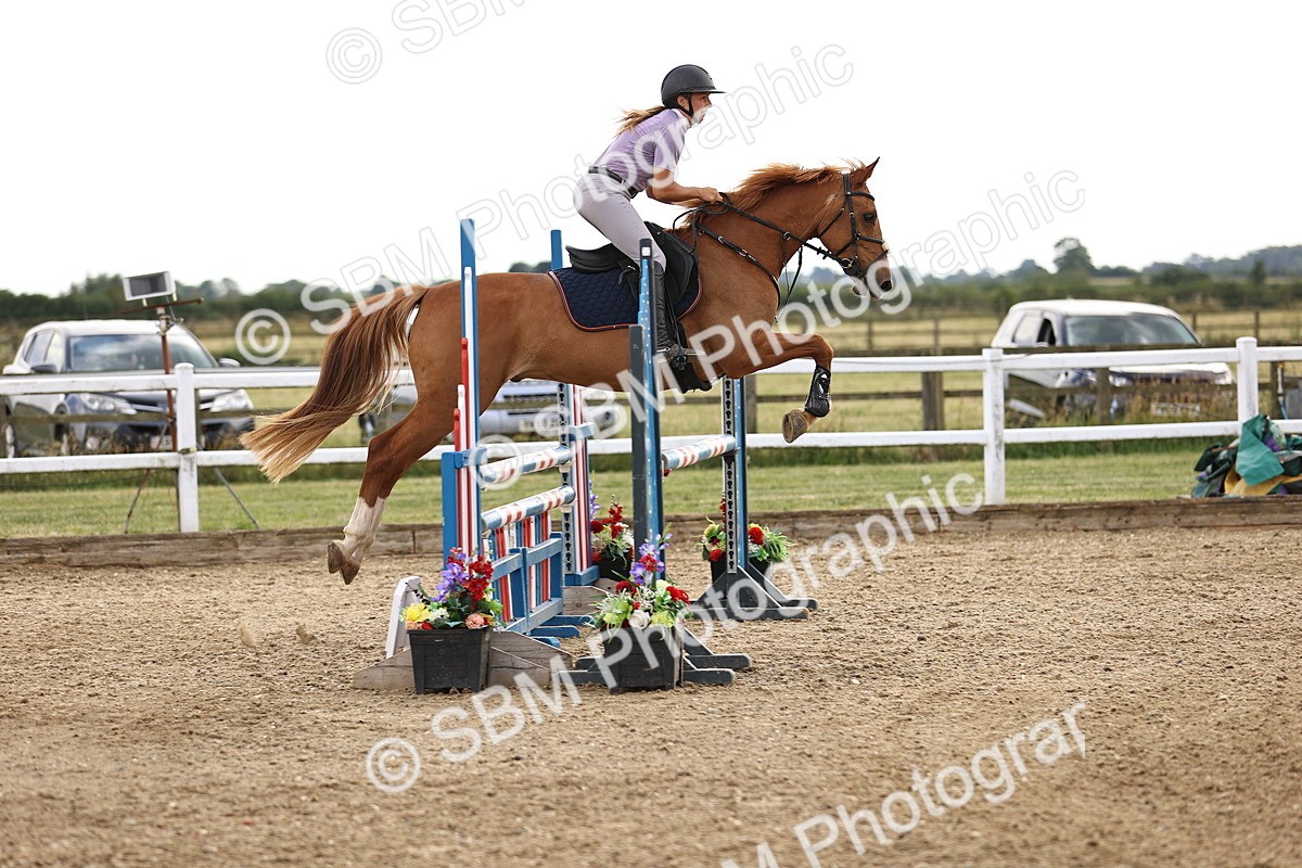 SBM_002362 - Class 18 - Ariat Senior British Novice- 90cm Open