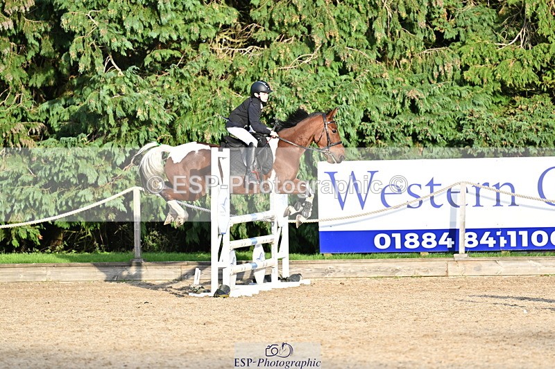 251005A-172300-05331 - Cls 11 Open 1m-1.05m