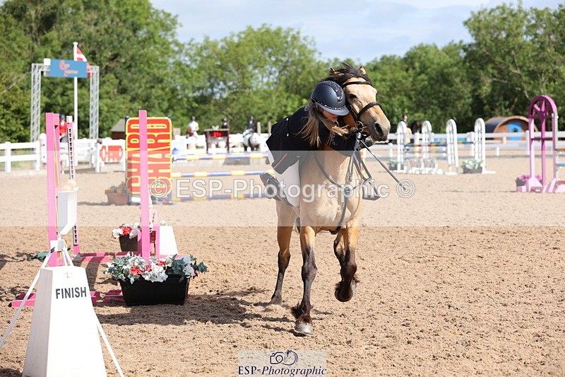 240629A-094052-03781 - Cls 17 Discovery and 90cm Open