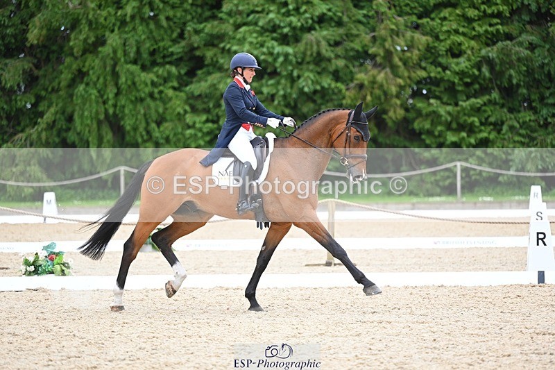 240524-113929-08962 - 520-LONDON_52-Laura_Collett