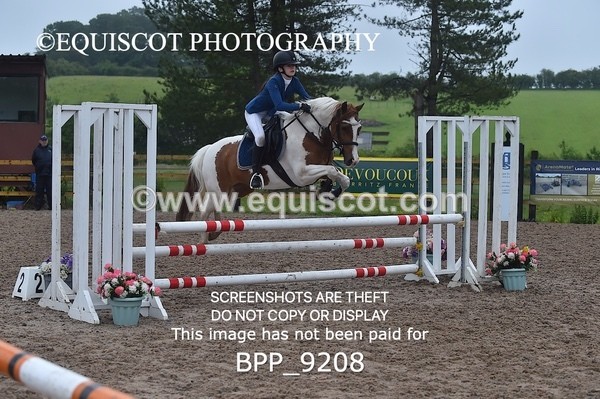 BPP_9208 - CLASS 15 SUN Stepping Stones 128/ 138cms Handicap