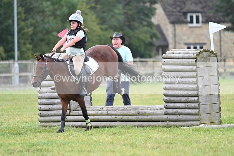 WJ7_6018 - 40cm XC Time 10:57 to 11:30