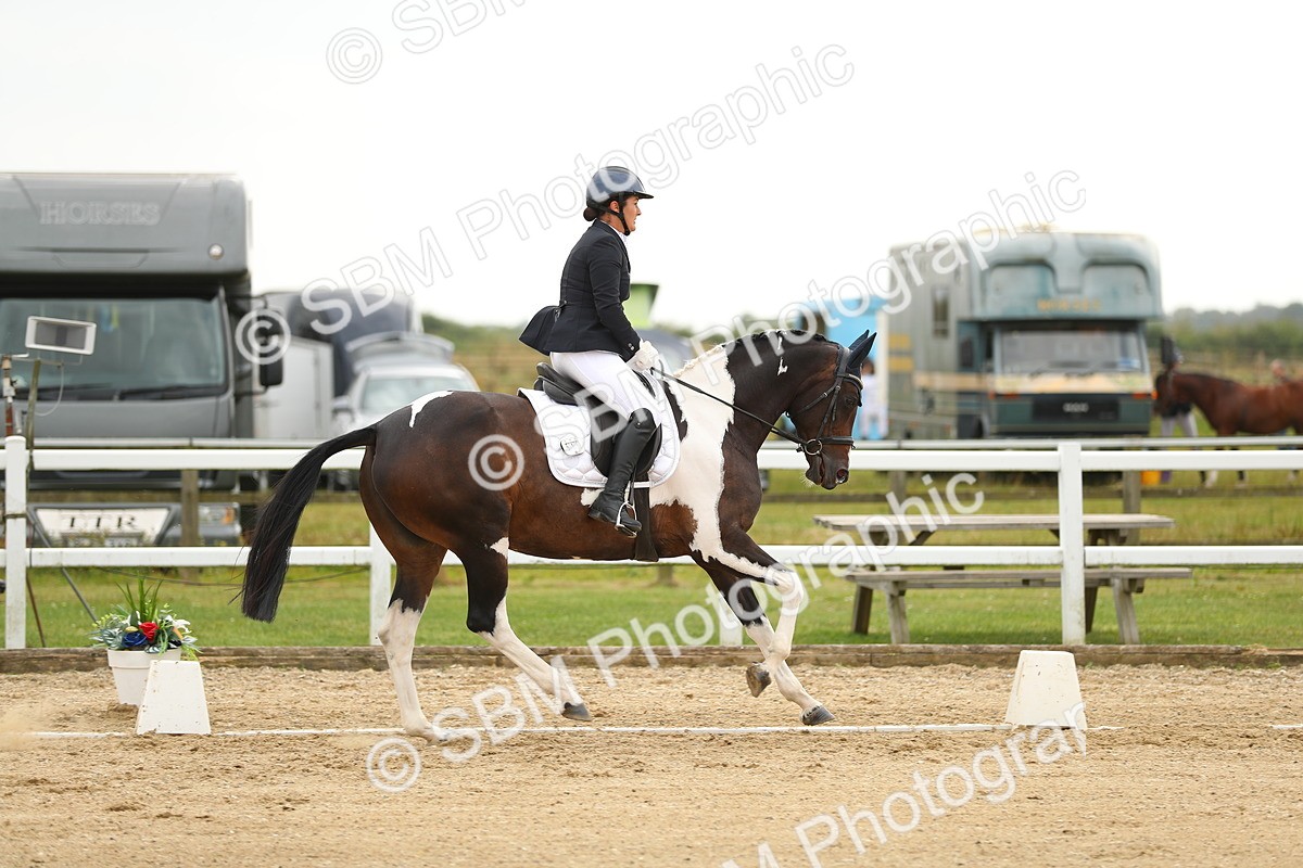 SBM_017692 - Class 13 - Novice 23 - 14.27-15.16