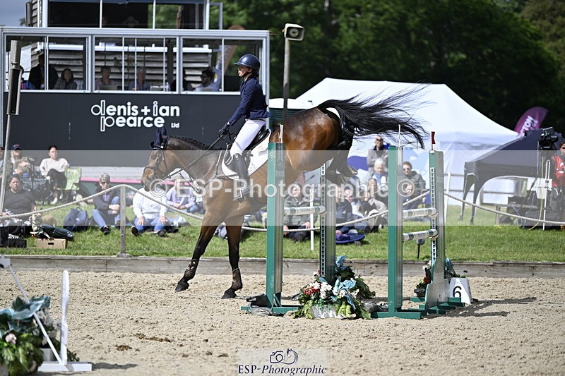 250525A-154300-18340 - C-281-Holly.Morris-NADIR.DE.LEAU