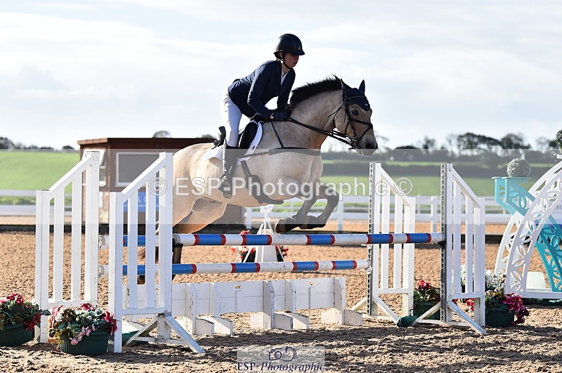 231014A-100124-03816 - Cls 12 British Novice & 90cm Open