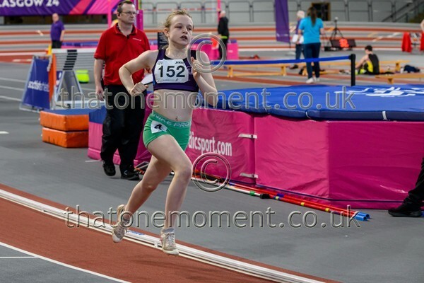 AgeInd25SAT-919571 - Track Female Set One