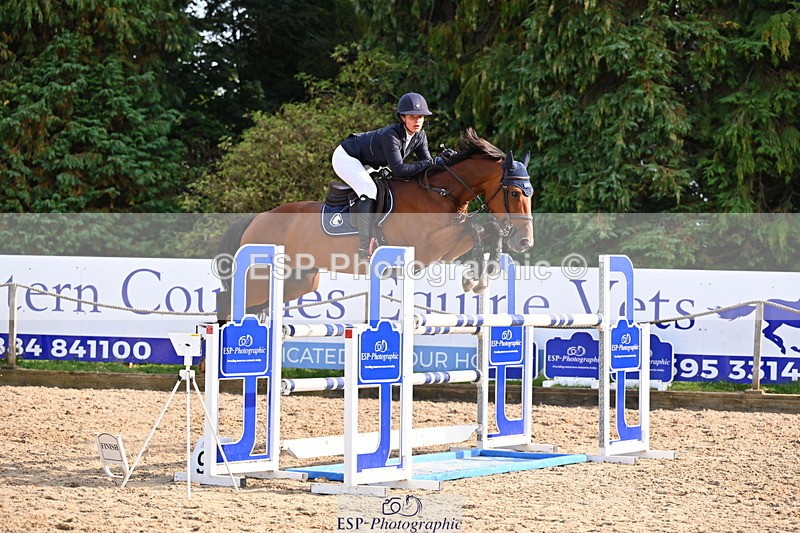 250817A-174320-05274 - Cls 24 Snr Foxhunter