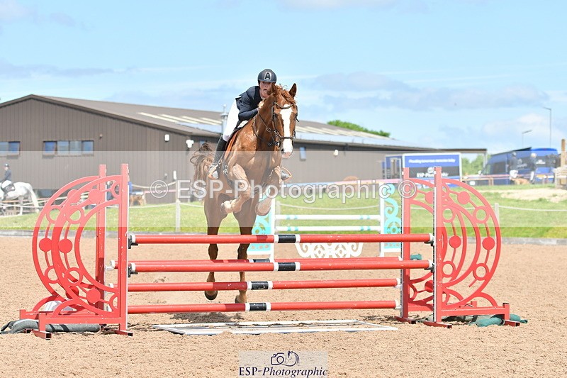 240609A-111847-04504 - Cls 17 Snr 1.05m Open