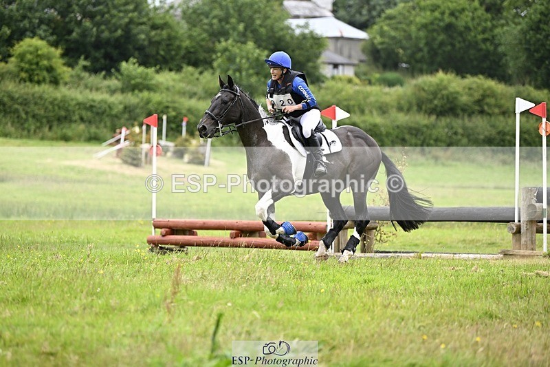 240630-125056-00949 - 920-Micheala_Stevens-Theakston