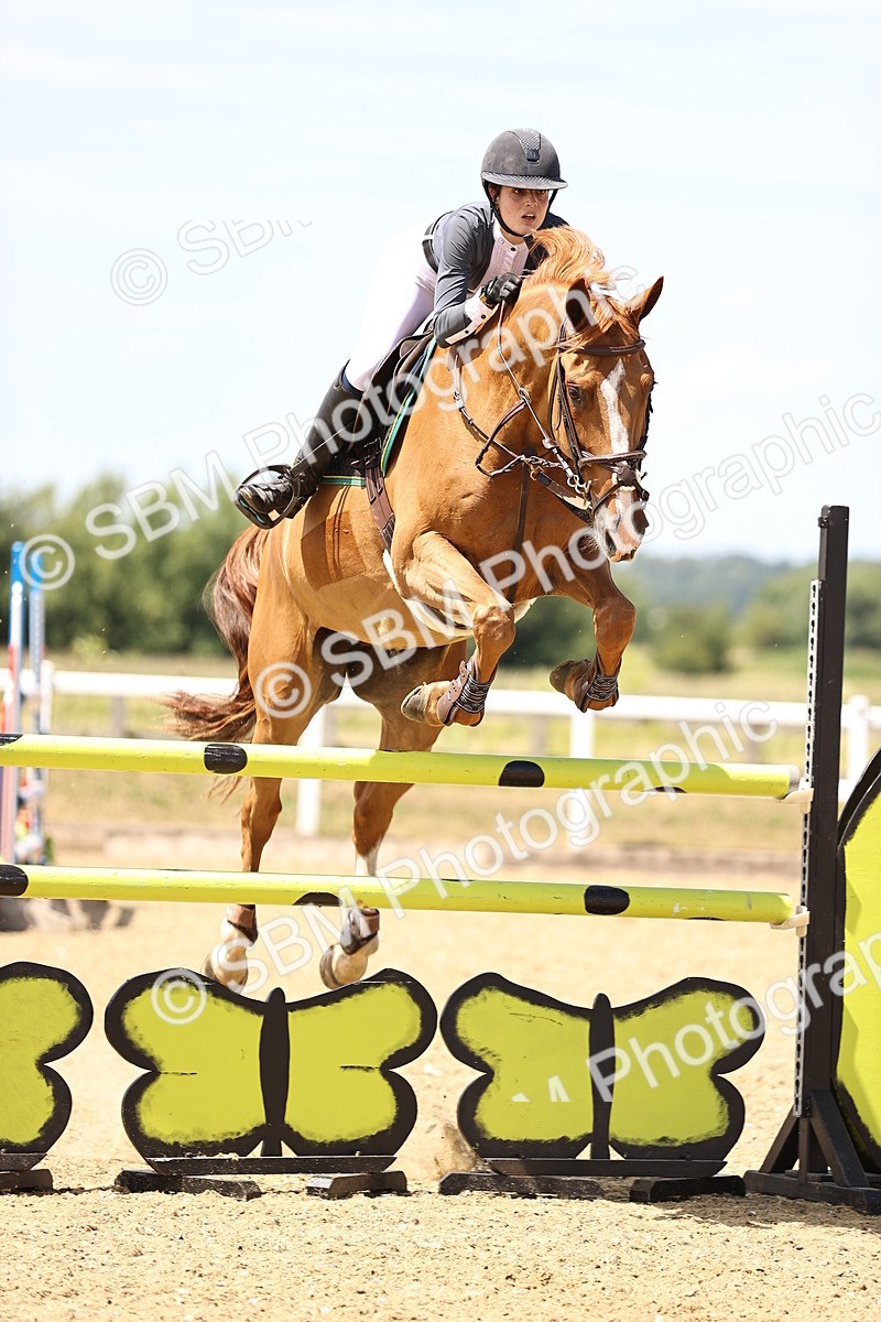 SBM_001446 - Class 16 - GFS Senior Newcomers 1.25m