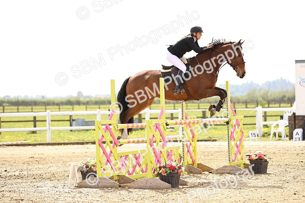  - Class 13 - Senior Foxhunter - 1.20m