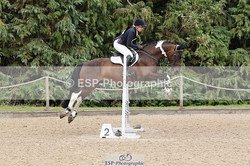 250803A-153828-15853 - Q-758-Caroline.Hutchens-CLOGORROWS.SOCKY