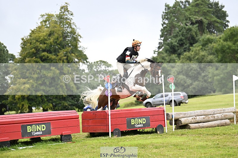 240825X-172719-37742 - 80cm XC 16.30 to 17.30