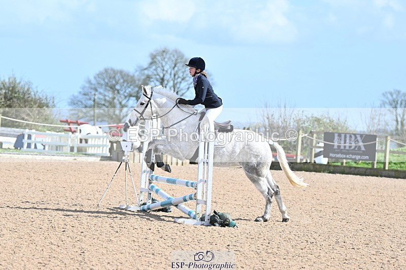 240409A-DSC_0284-01547 - 60cm