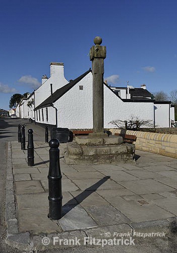 The Mercat cross, Houston, Renfrewshire, Scotland. - Renfrewshire