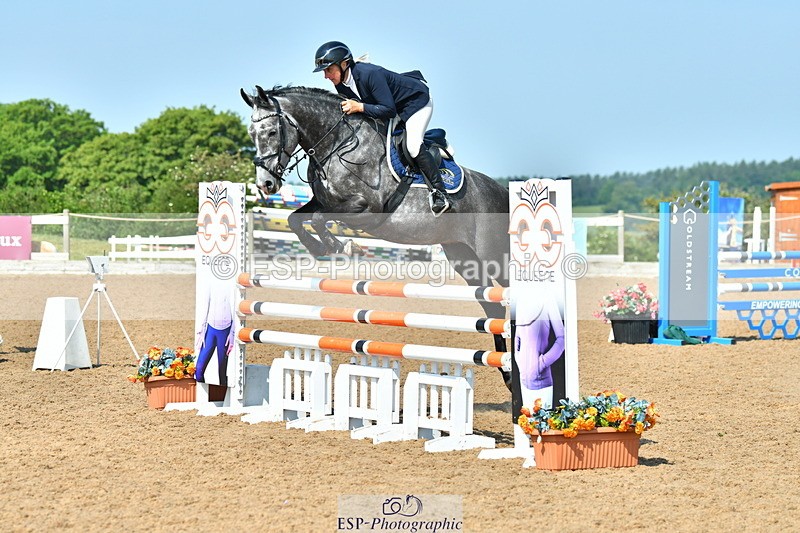 230609A-101724-00064 - Cls 1 Snr 1.05m & 1.10m Open