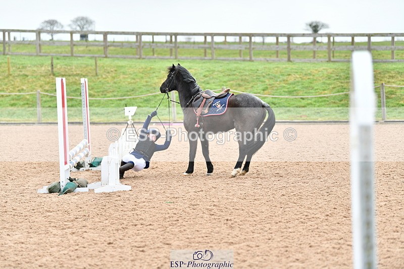 240128A-094456-00051 - Cls 11 Clear Round 50cm