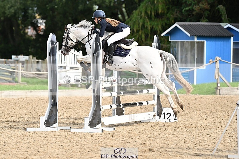 230930-115206-00419 - Cls 4 Pony Newcomers & 1m Open