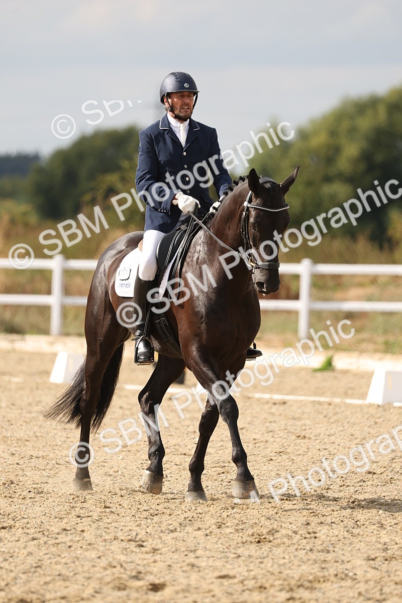 SBM_015638 - Class 6 - E5 Silver 15.54.16.58