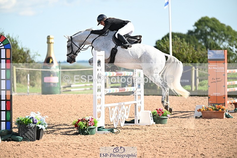 240913A-151506-05045 - Cls 17 National 1.30m Open