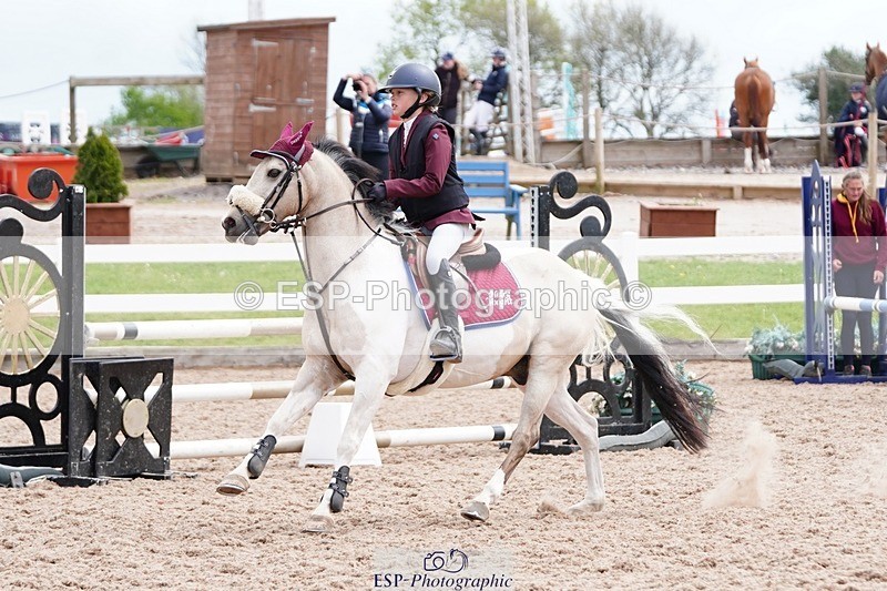 250505-130002-04451 - Cls 20+21 Club and Schools 70cm