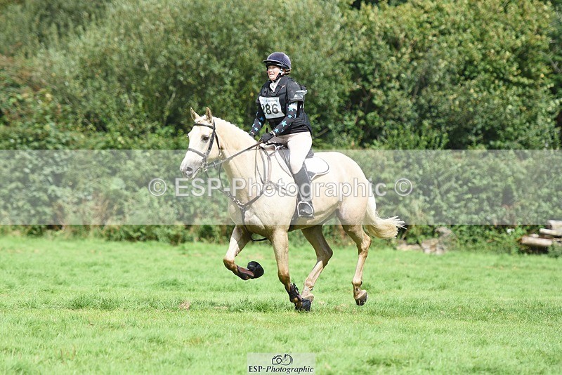 230820X-144012-4318 - BE100 XC 14.00 to 15.00 End