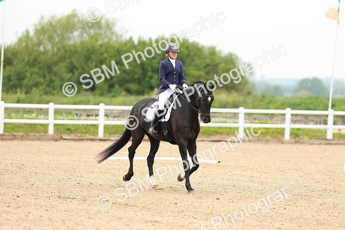 SBM_004714 - Class 15 - Novice 5