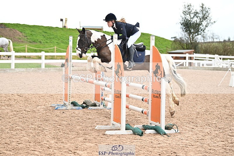 240309A-130312-01084 - Cls 8 Pony Newcomers and 1m Open