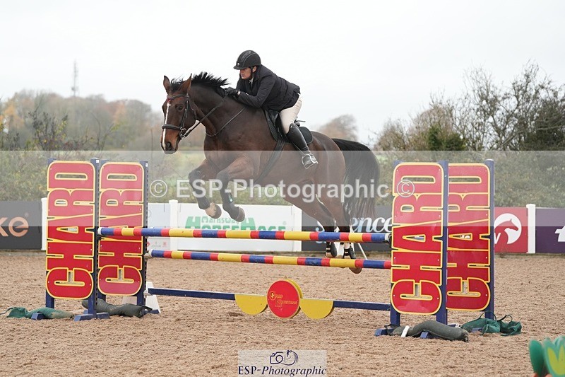 251109-102116-03350 - Cls 19 Snr 1.05m Open