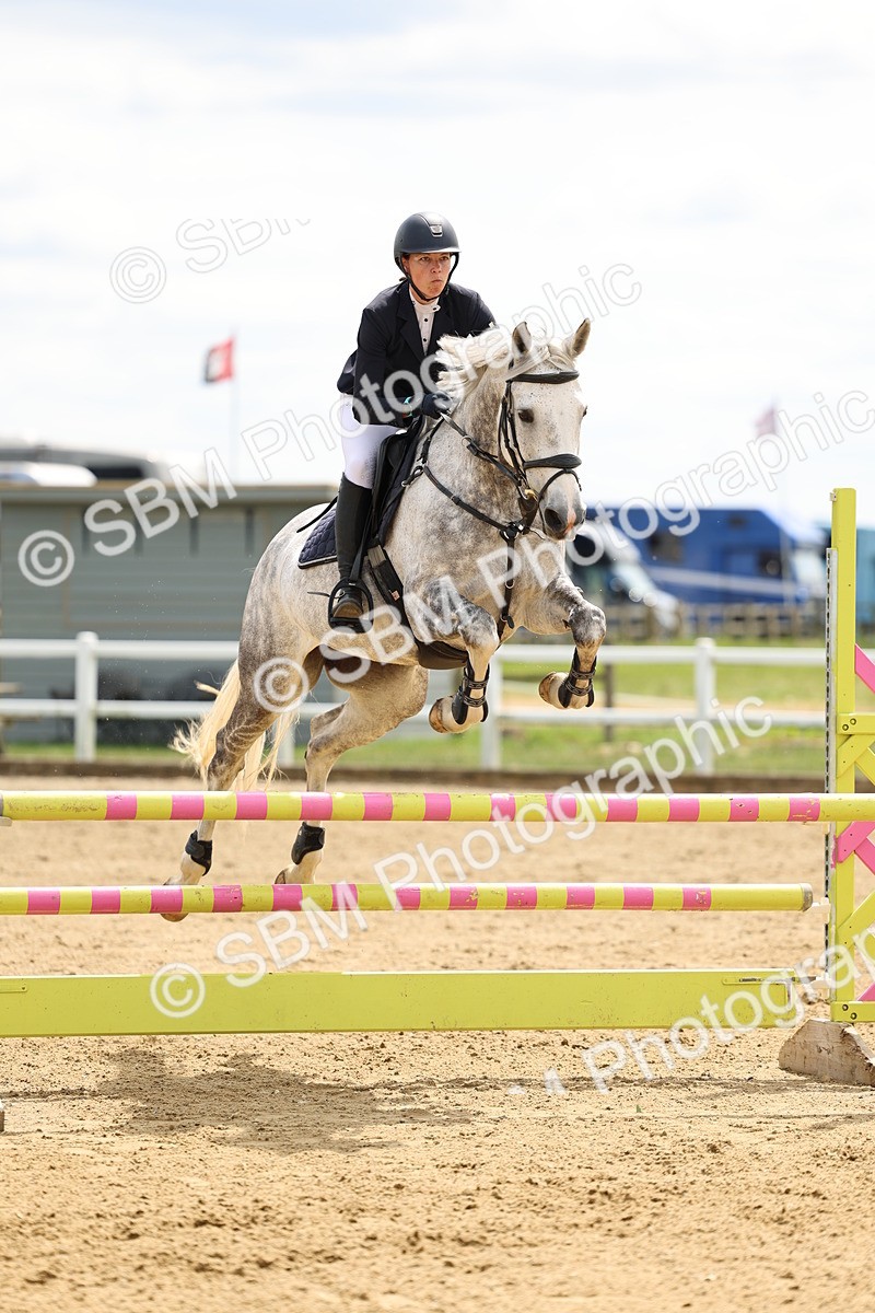 SBM_005302 - Class 18 - Senior 1.05m Open