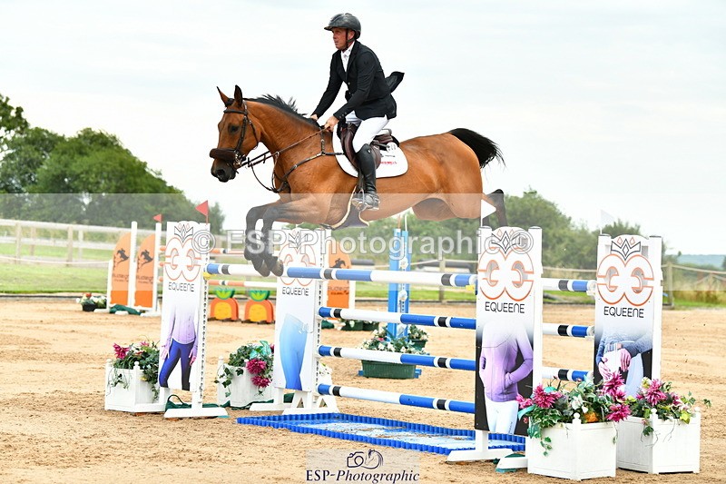 230720A-150805-03720 - Cls 9, 2 Star Big 1.40m Start to break