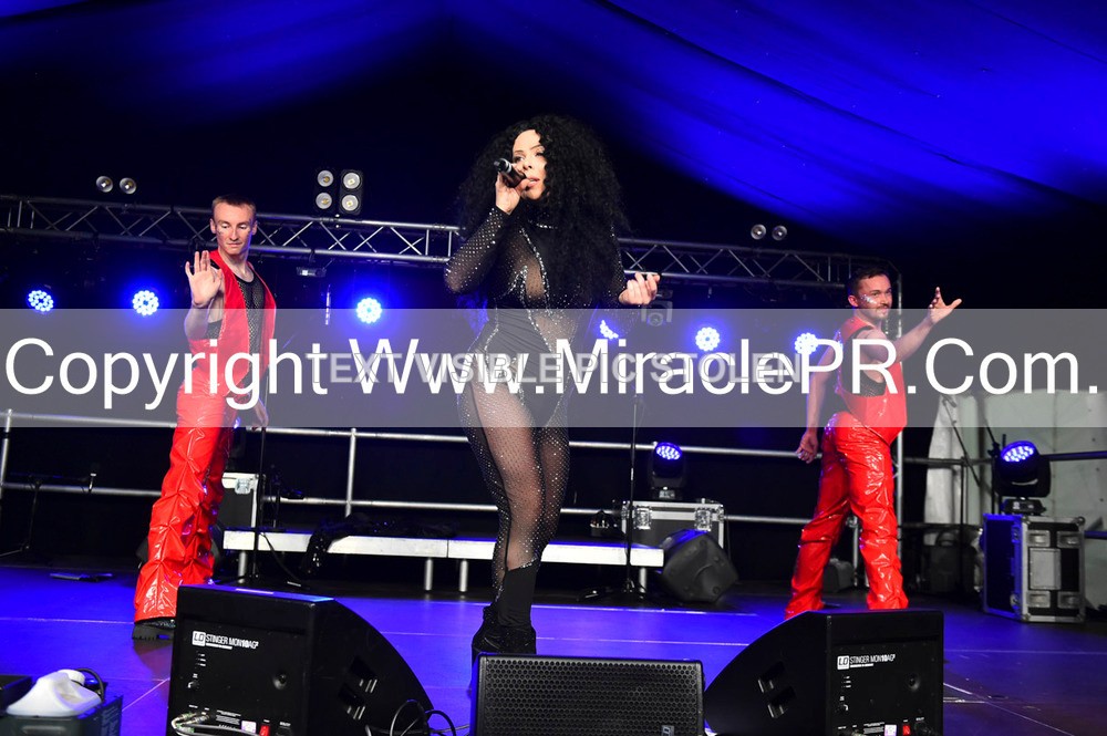 SH4_6629 - The Cher Experience