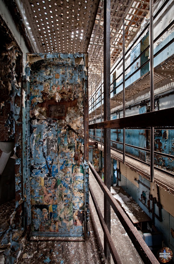 a reason to continue - G. B. Piranesi Prison*